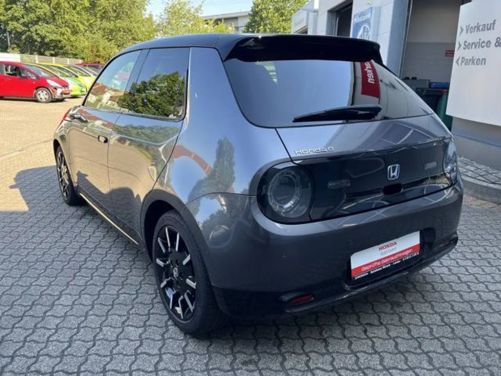 Honda e