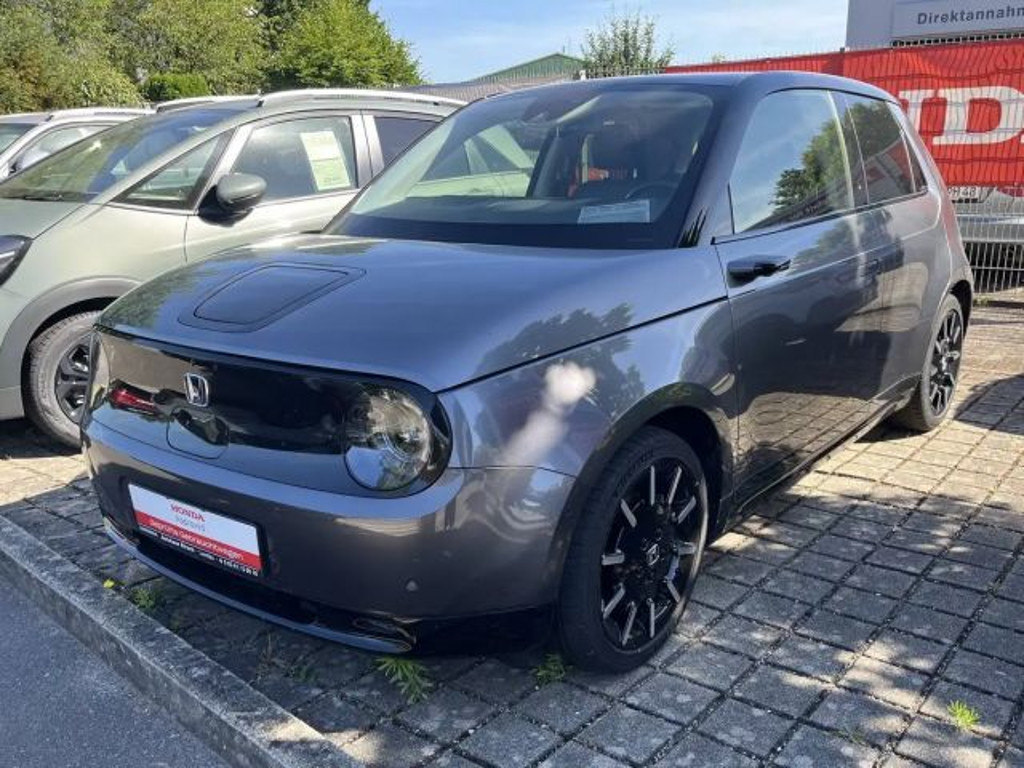 Honda e