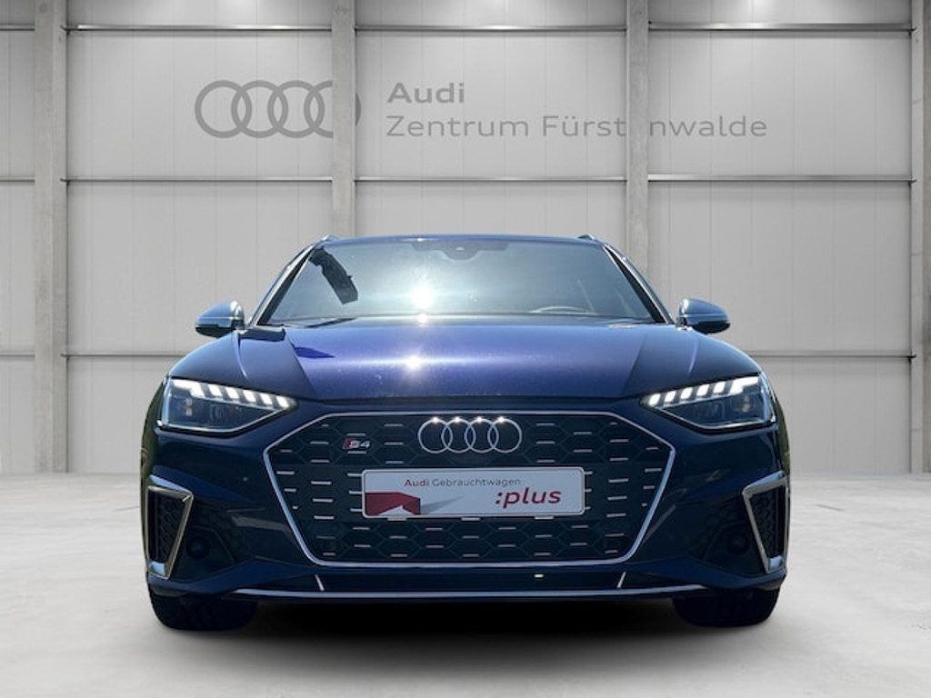 Audi S4