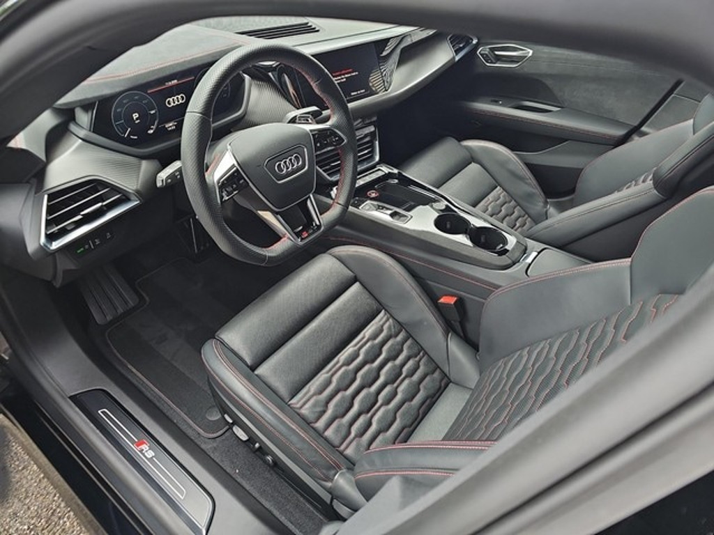 Audi RS e-tron GT