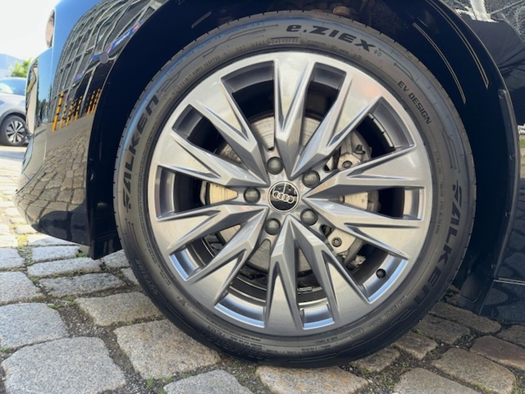 Audi A6 e-tron