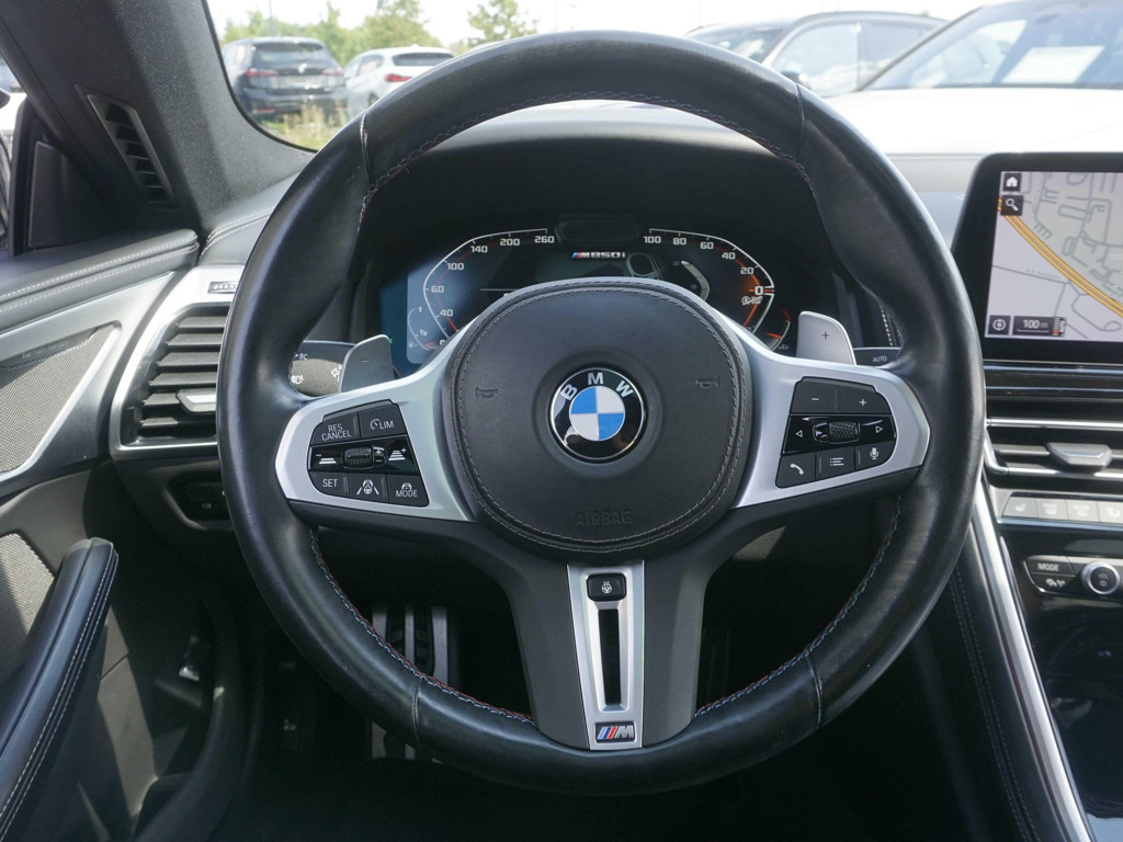 BMW M850