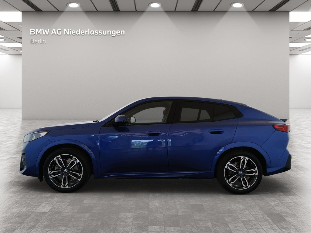 BMW iX2