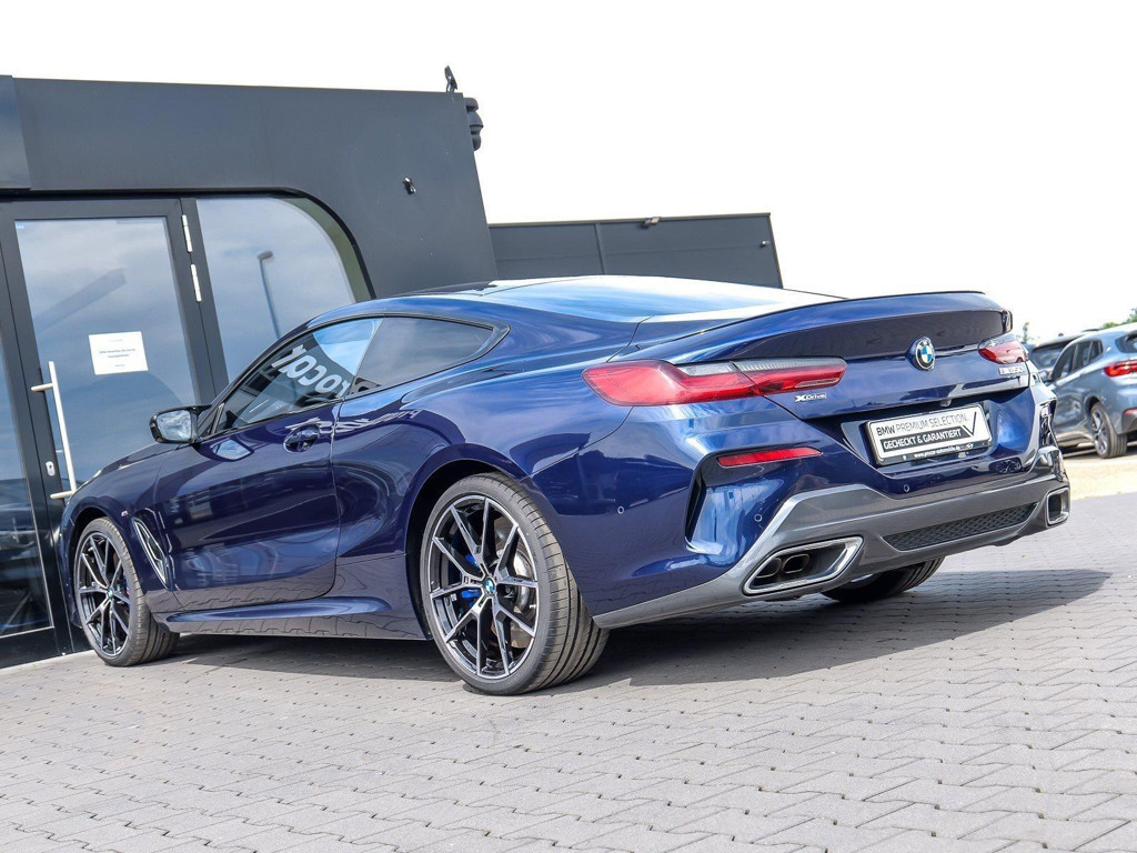 BMW M850
