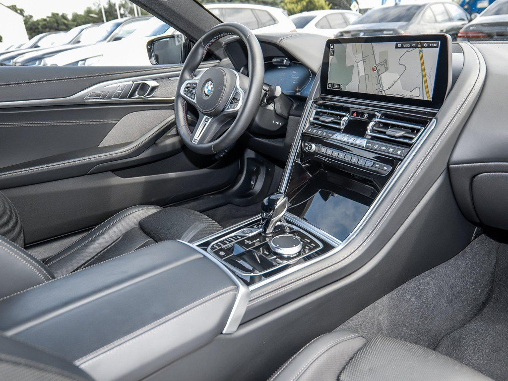 BMW M850