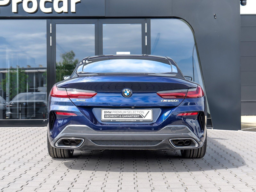 BMW M850