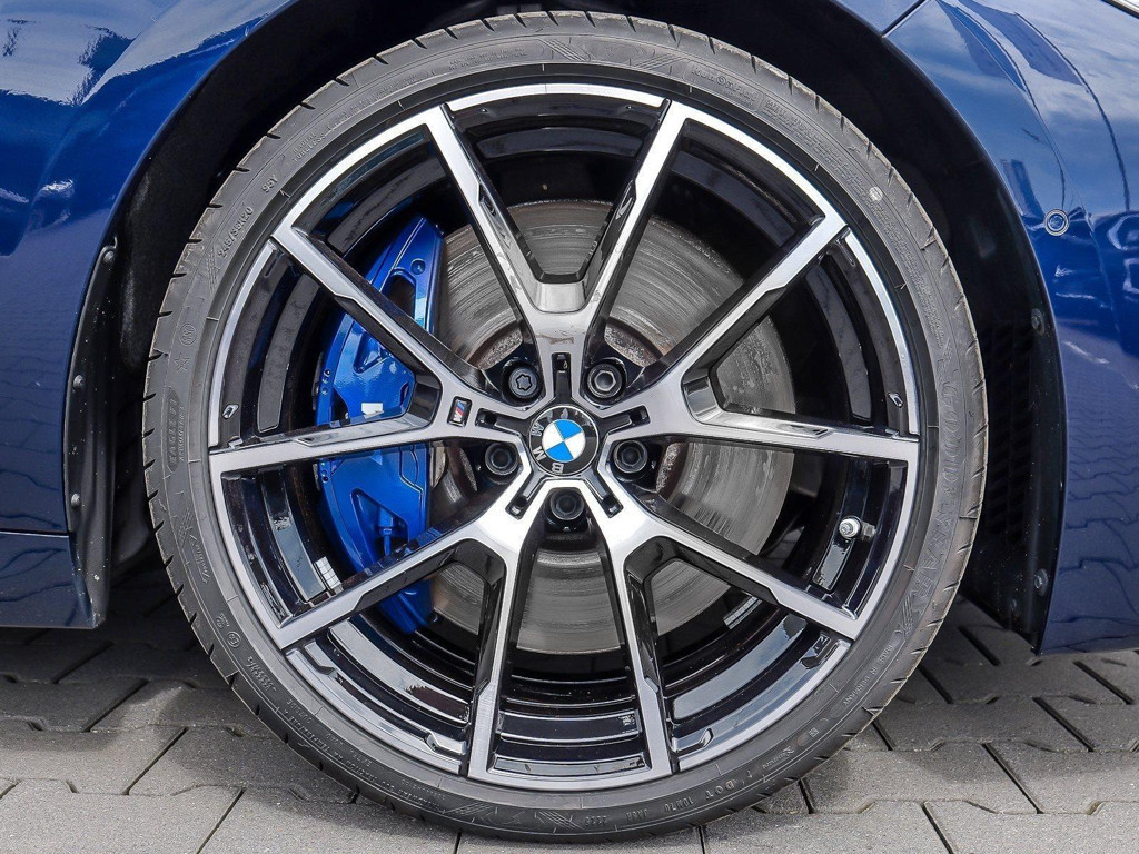BMW M850