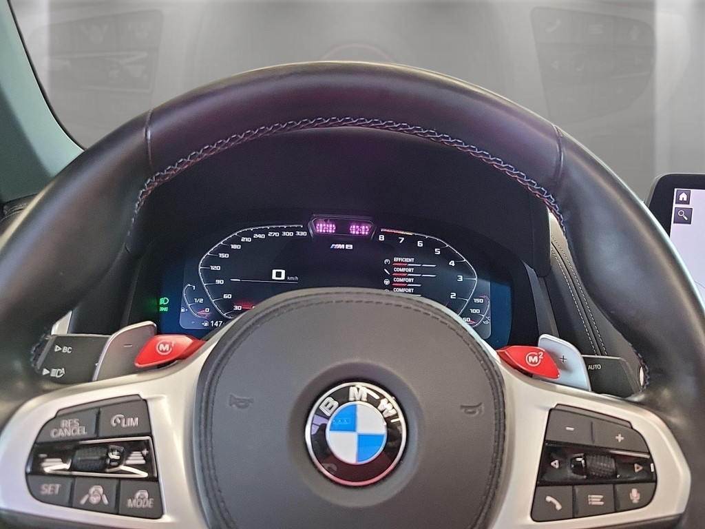 BMW M8