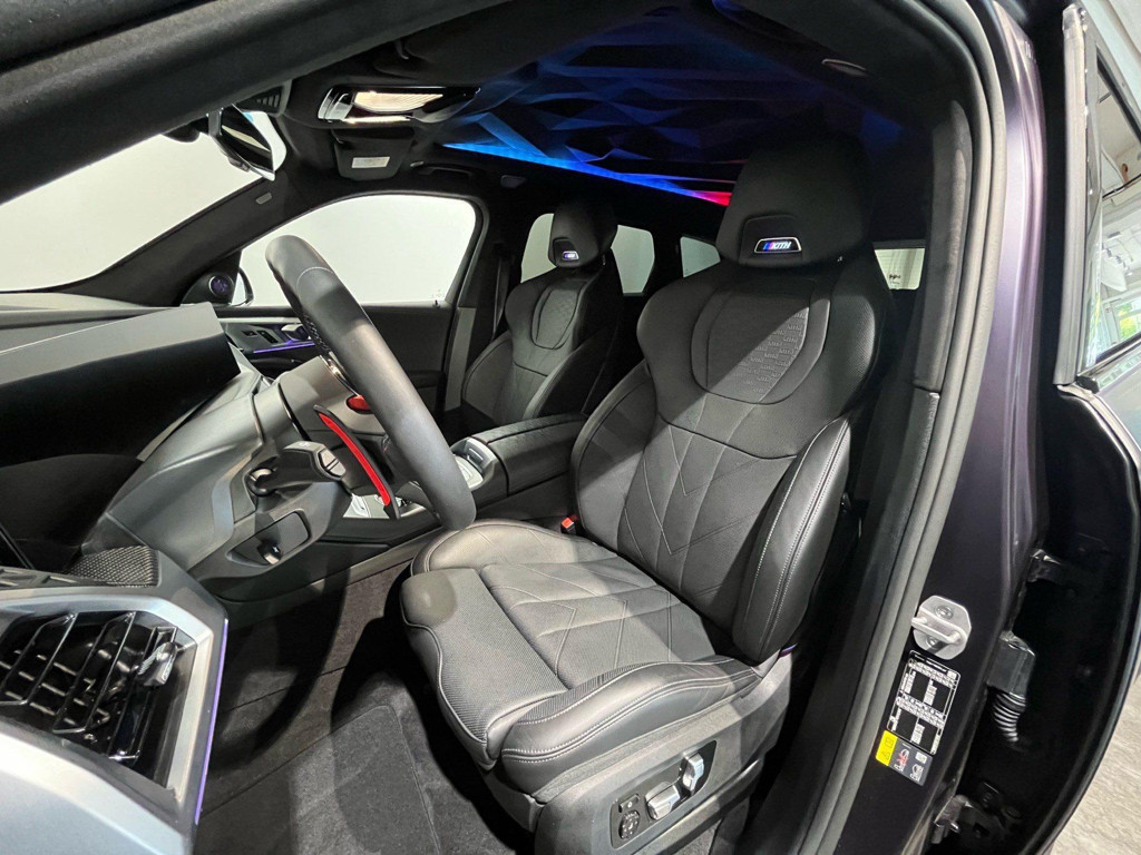 BMW XM
