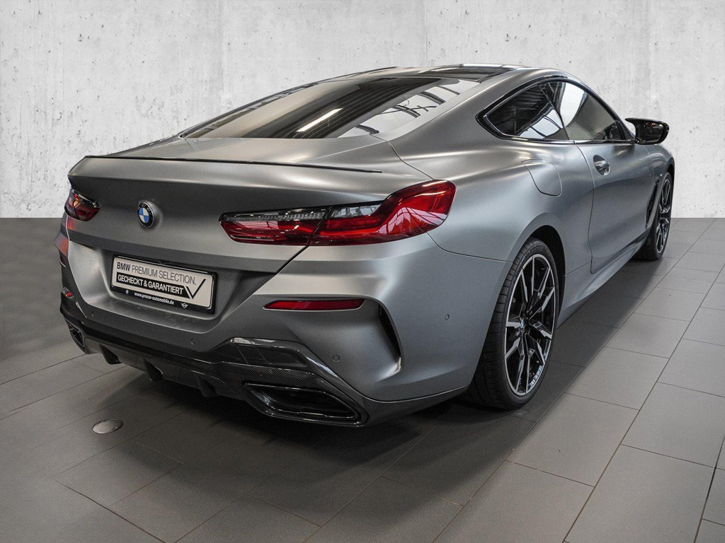 BMW M850