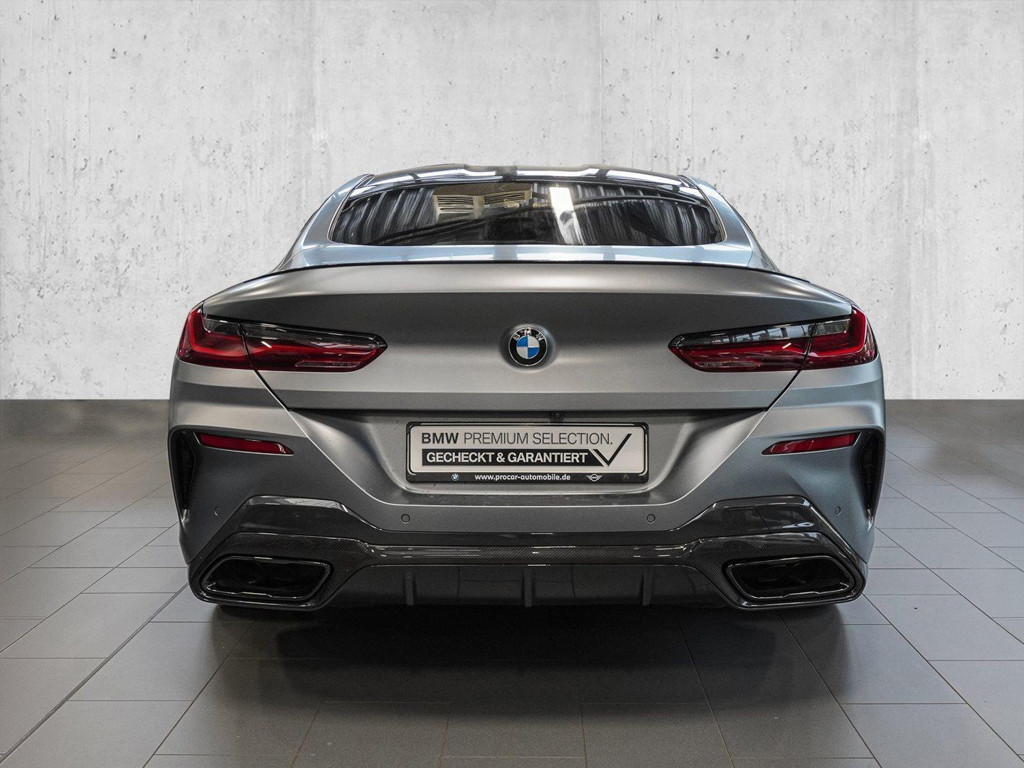 BMW M850