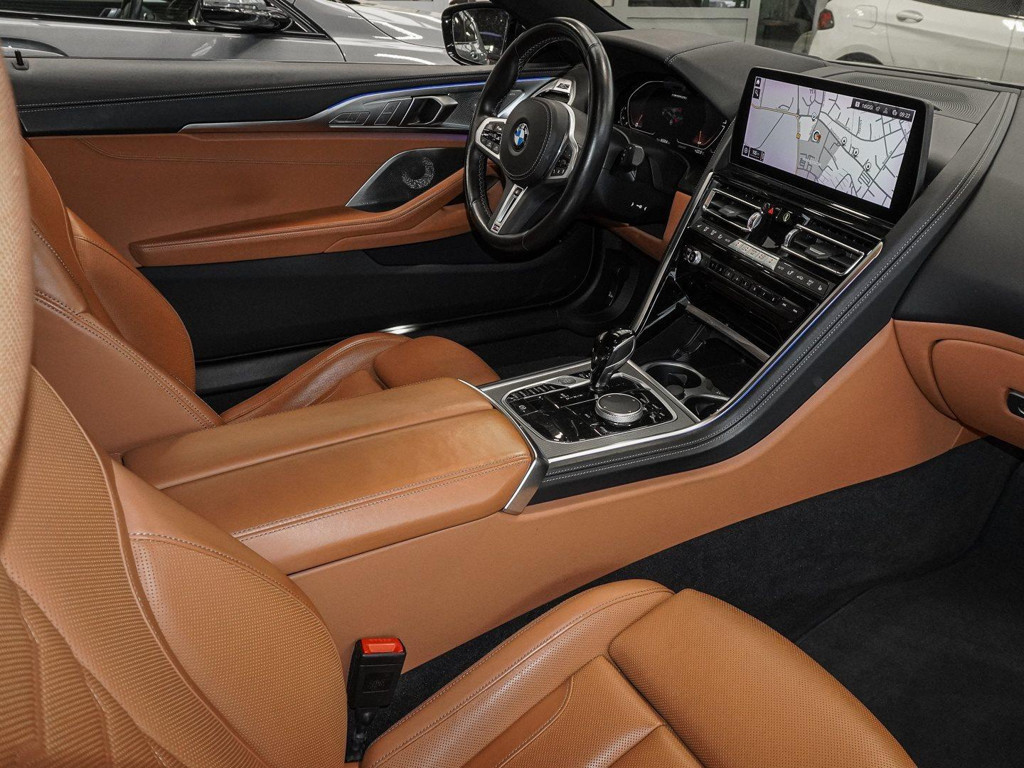 BMW M850