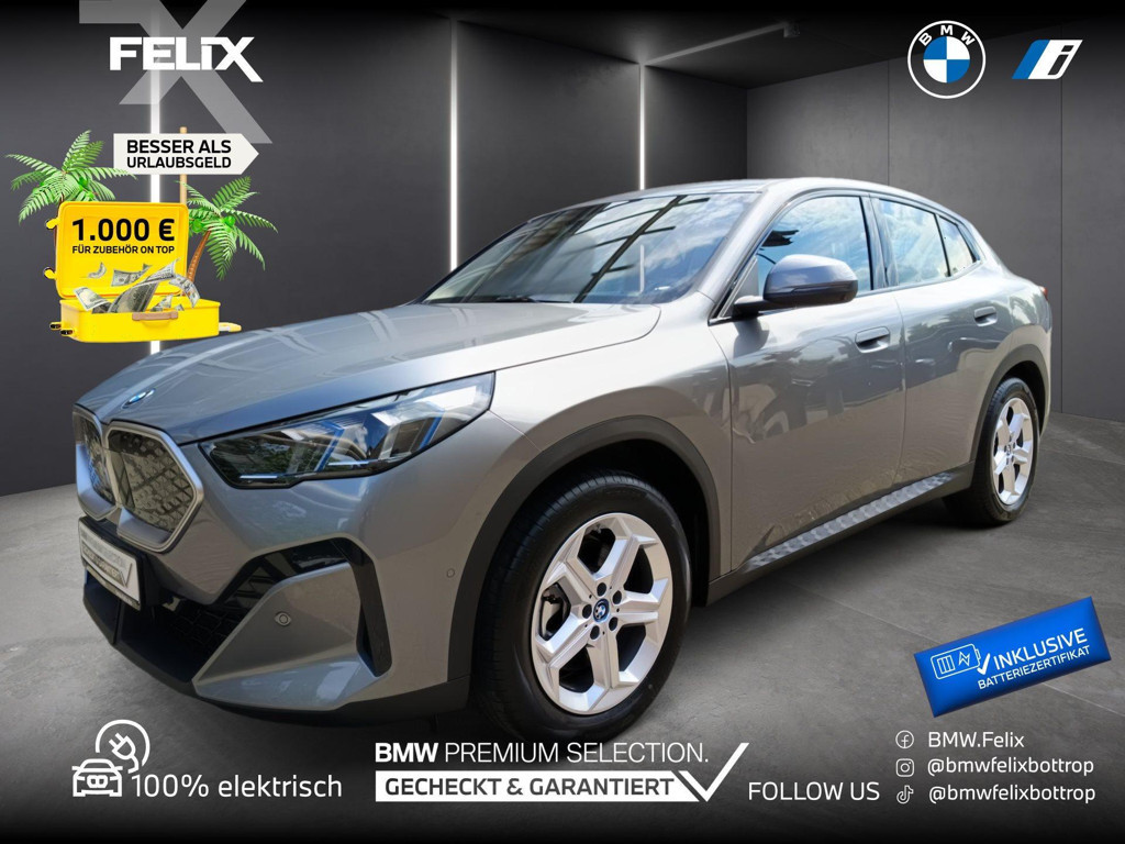 BMW iX2 xDrive30