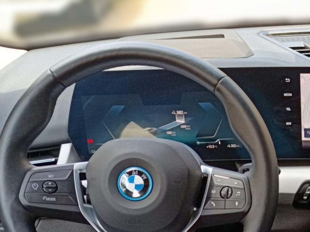 BMW iX2