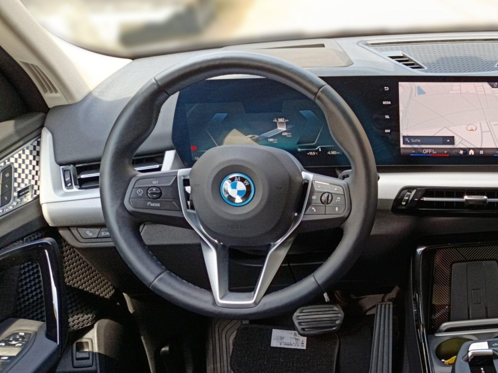 BMW iX2