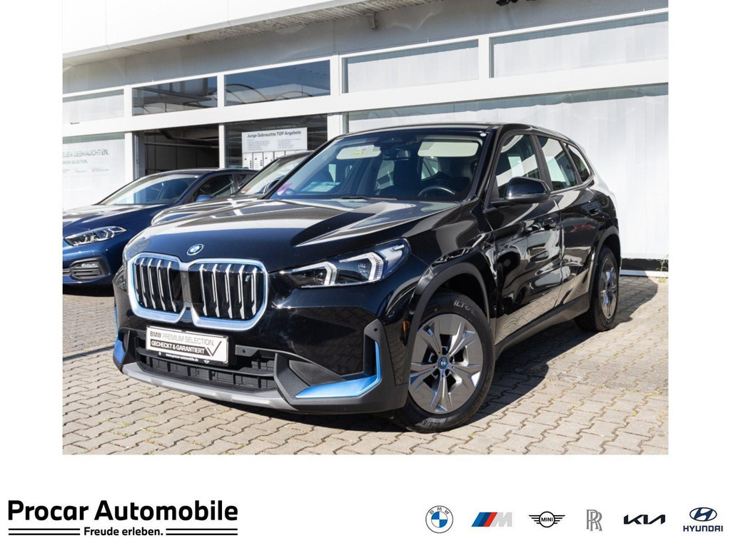 BMW iX1 xDrive30