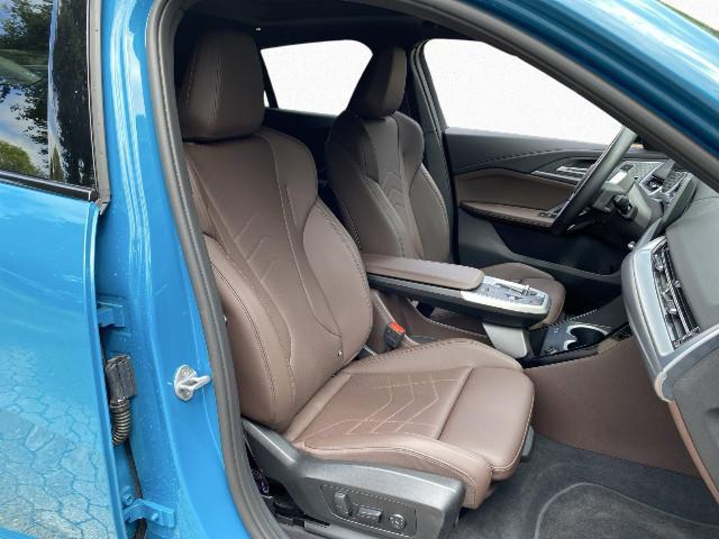 BMW iX2