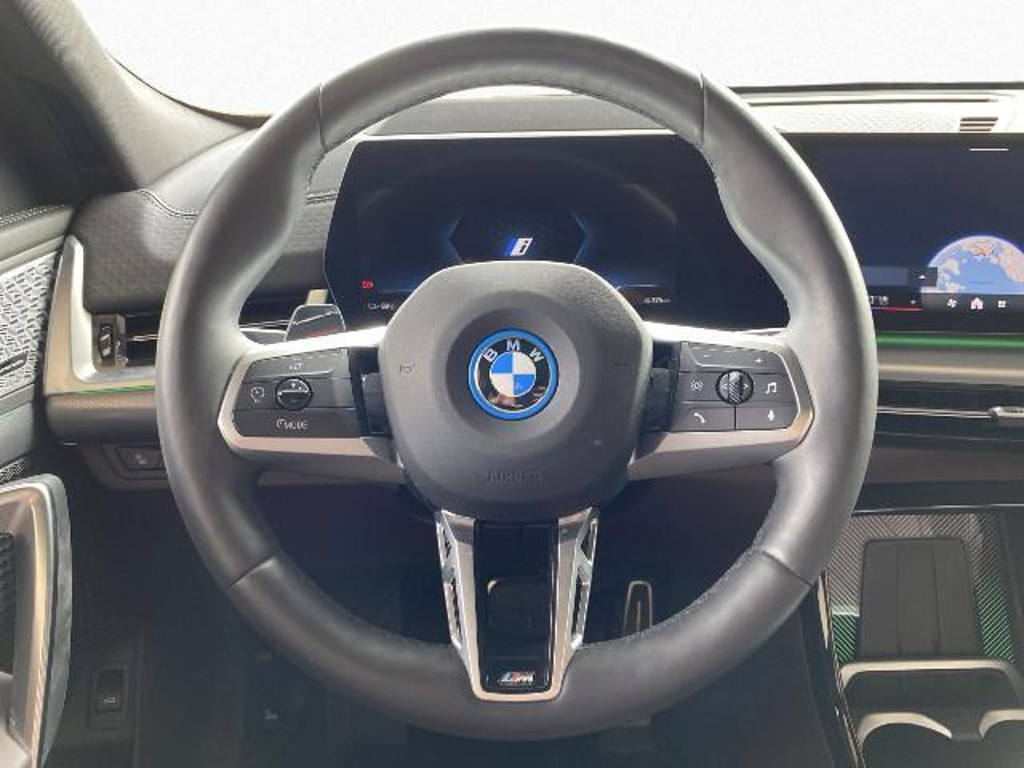 BMW iX2