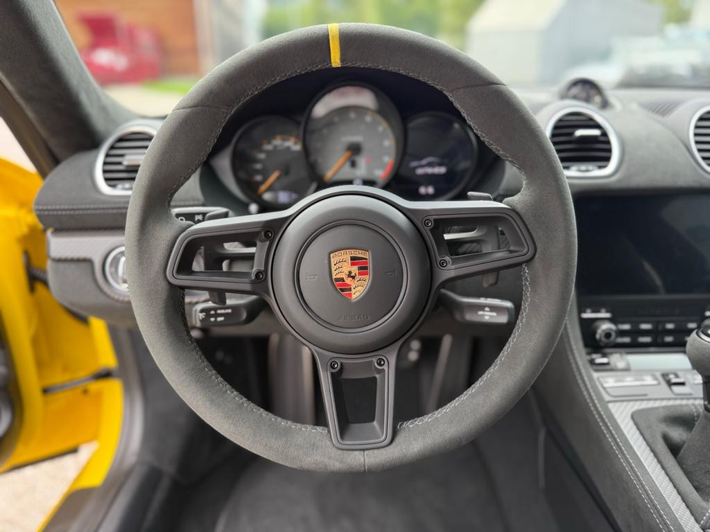 Porsche Cayman