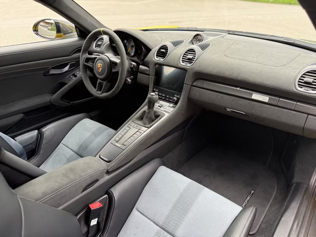 Porsche Cayman