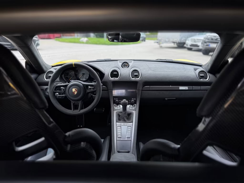 Porsche Cayman
