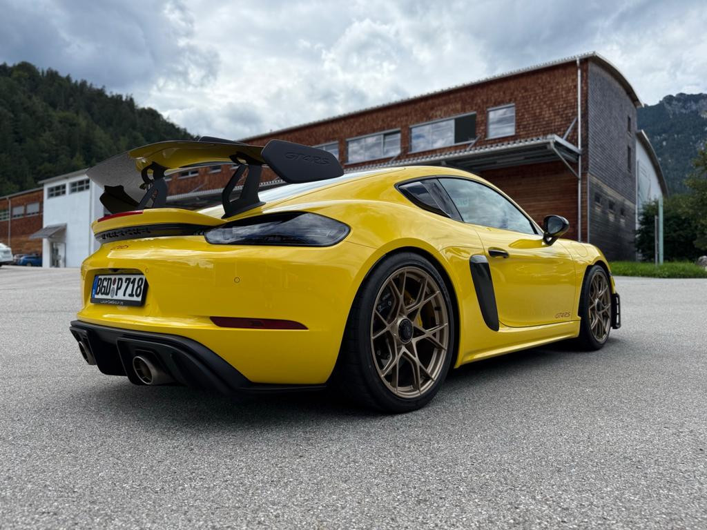 Porsche Cayman