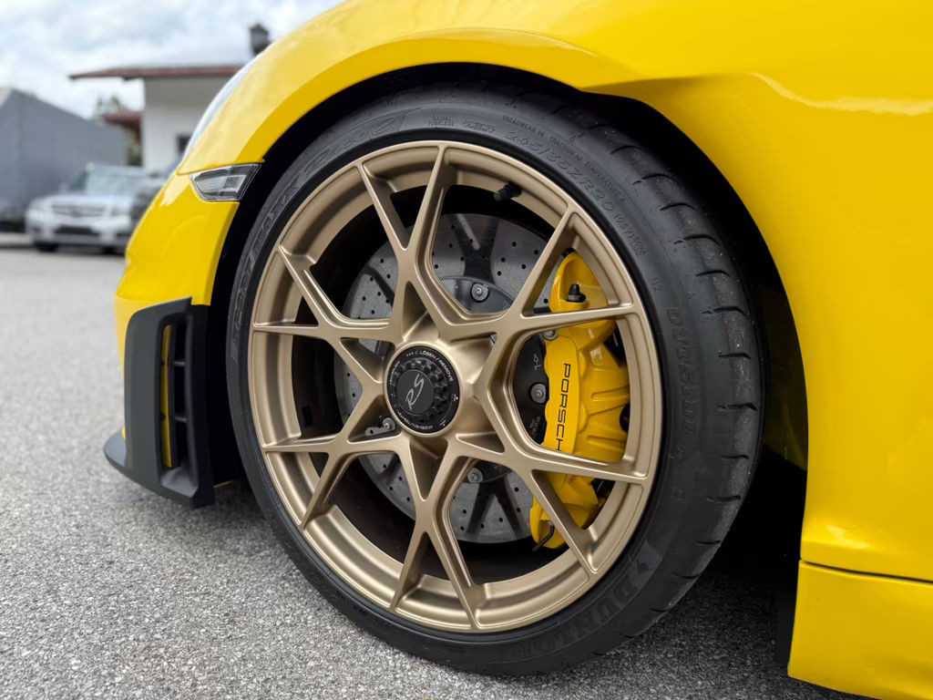 Porsche Cayman