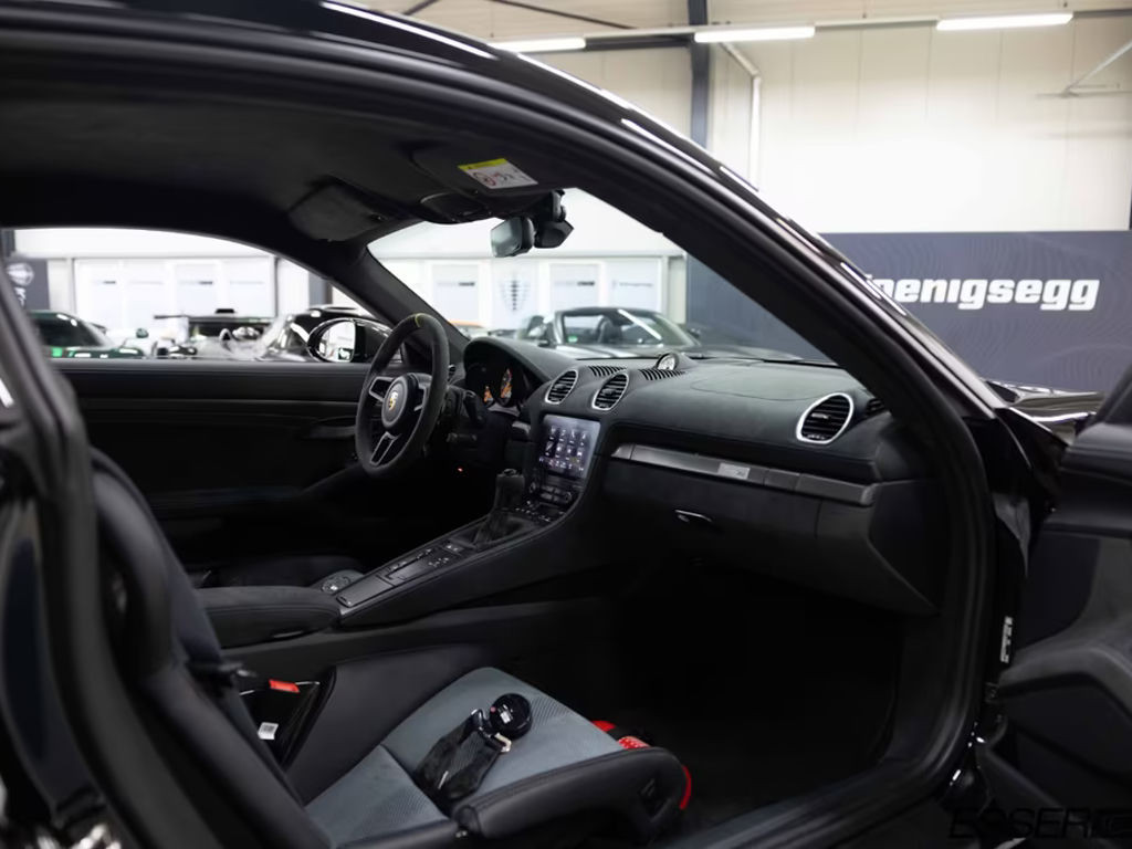 Porsche Cayman