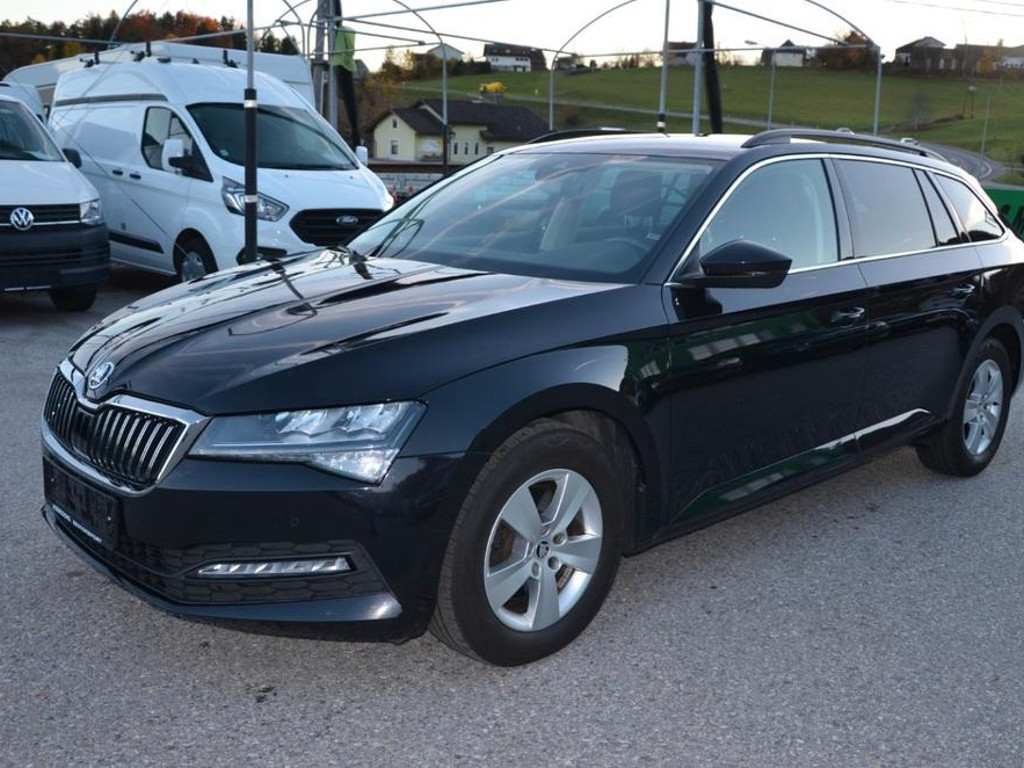 Skoda Superb Kombi 2,0 TDI DSG LED AHV VIRT EXP:17.450