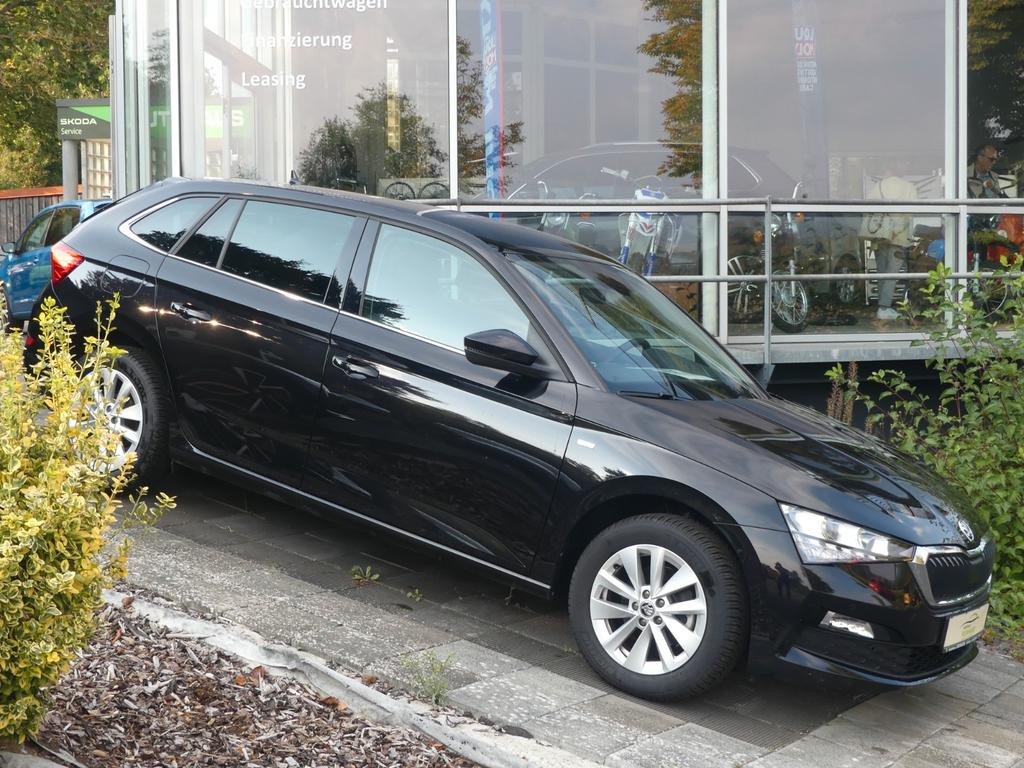 Skoda Scala Tour
