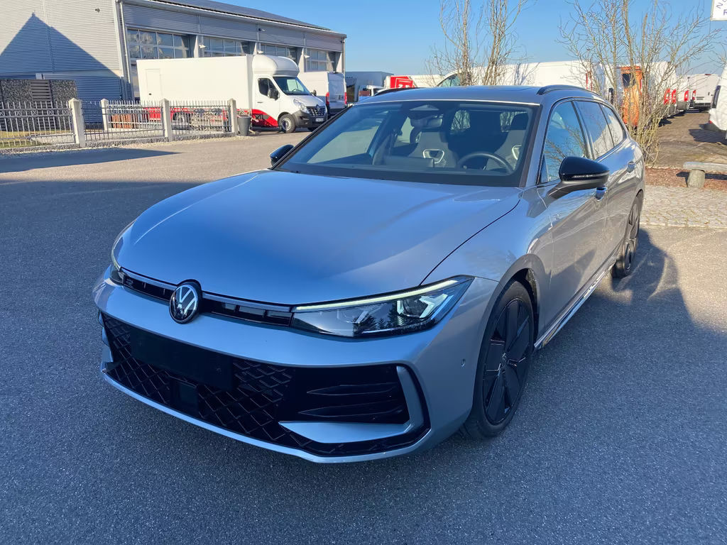 Volkswagen Passat Variant R-Line 1.5 eTSI