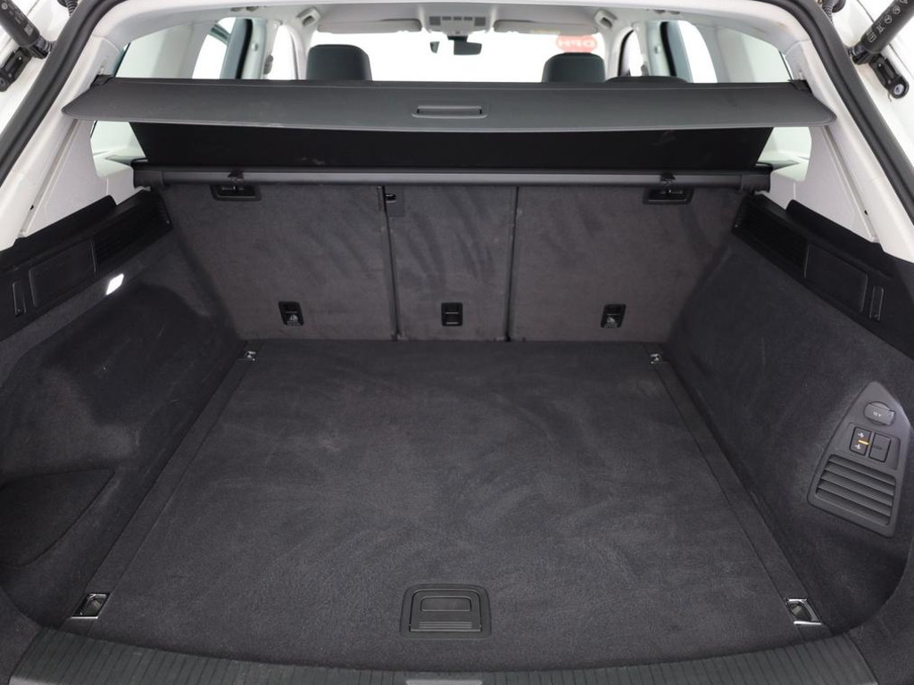 Volkswagen Touareg 4Motion DSG 3.0 V6 TDI