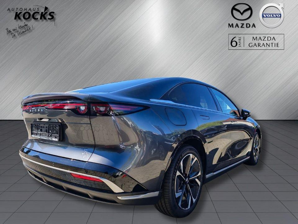 Mazda 6e