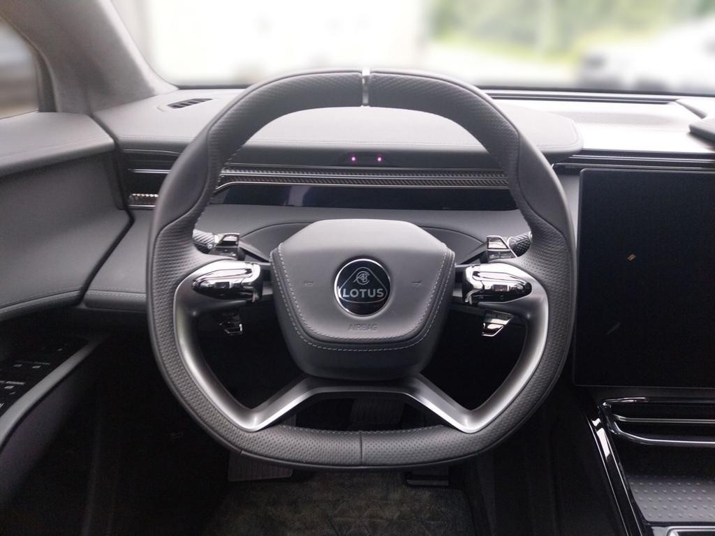 Lotus Eletre