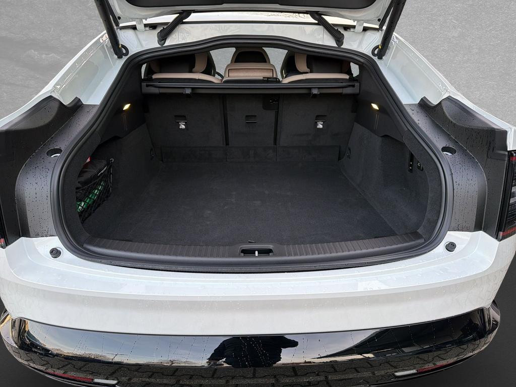 Volvo ES90