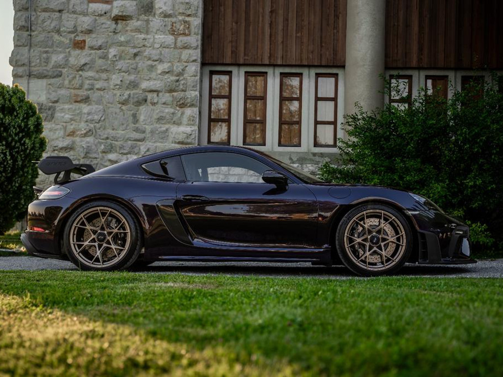 Porsche Cayman