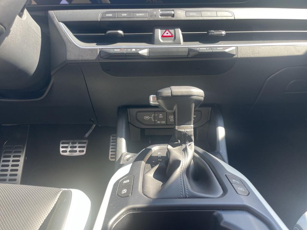 Kia K4