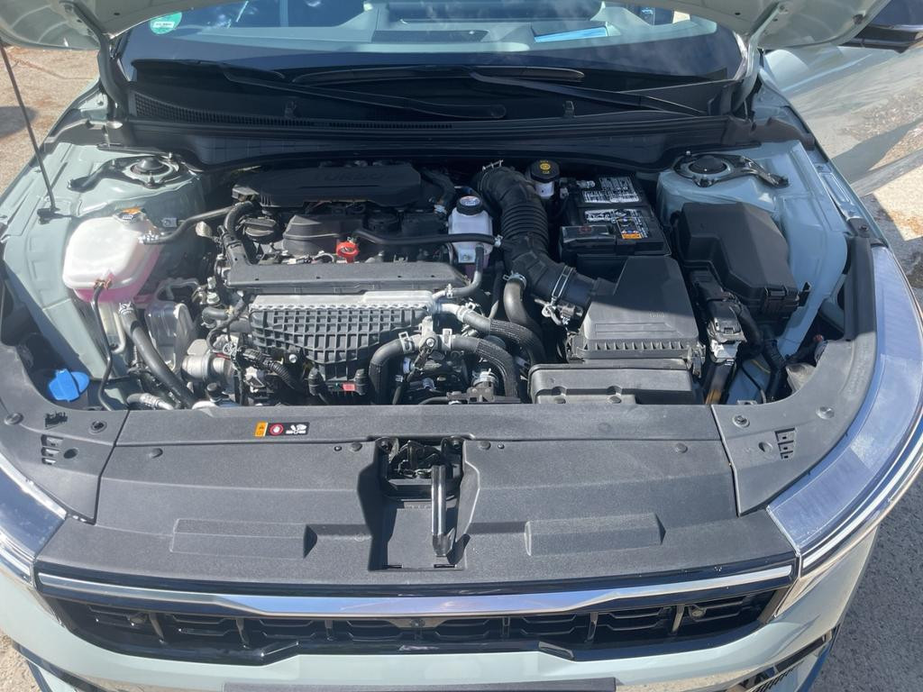 Kia K4