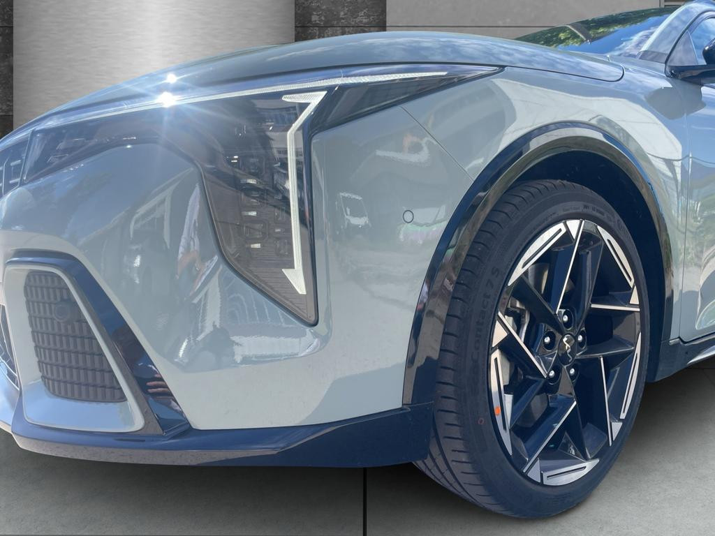 Kia K4