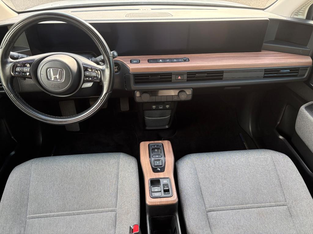 Honda e