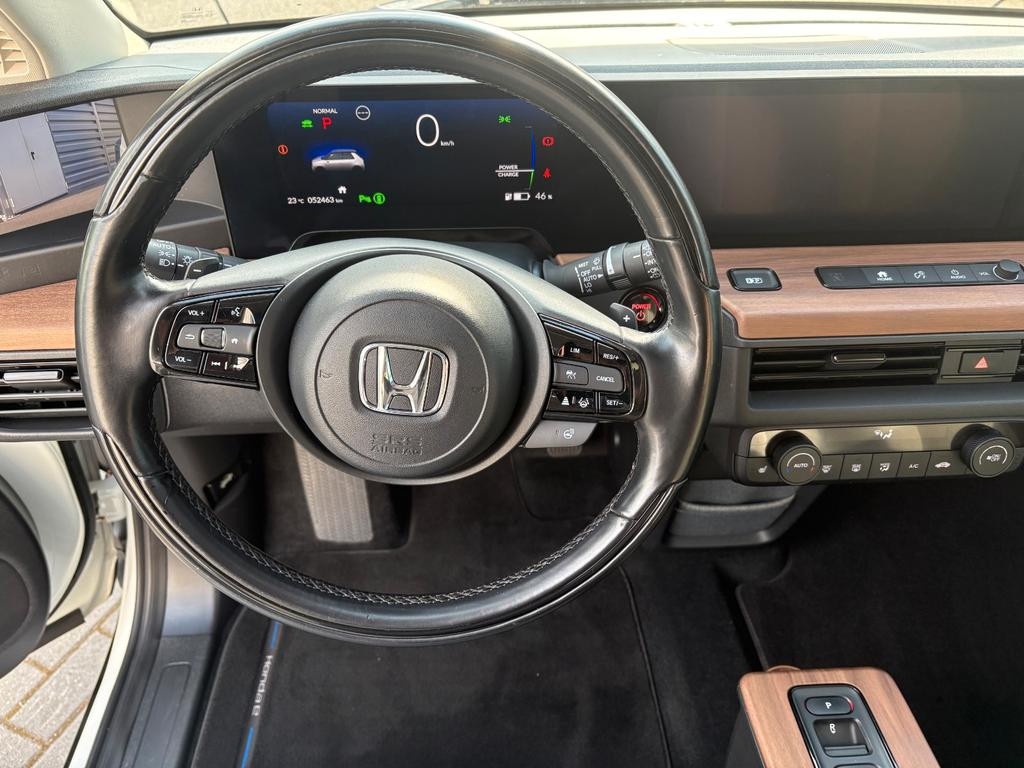 Honda e