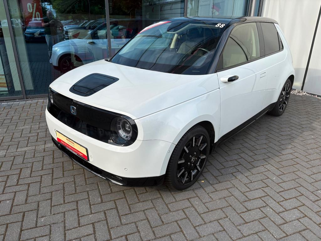 Honda e