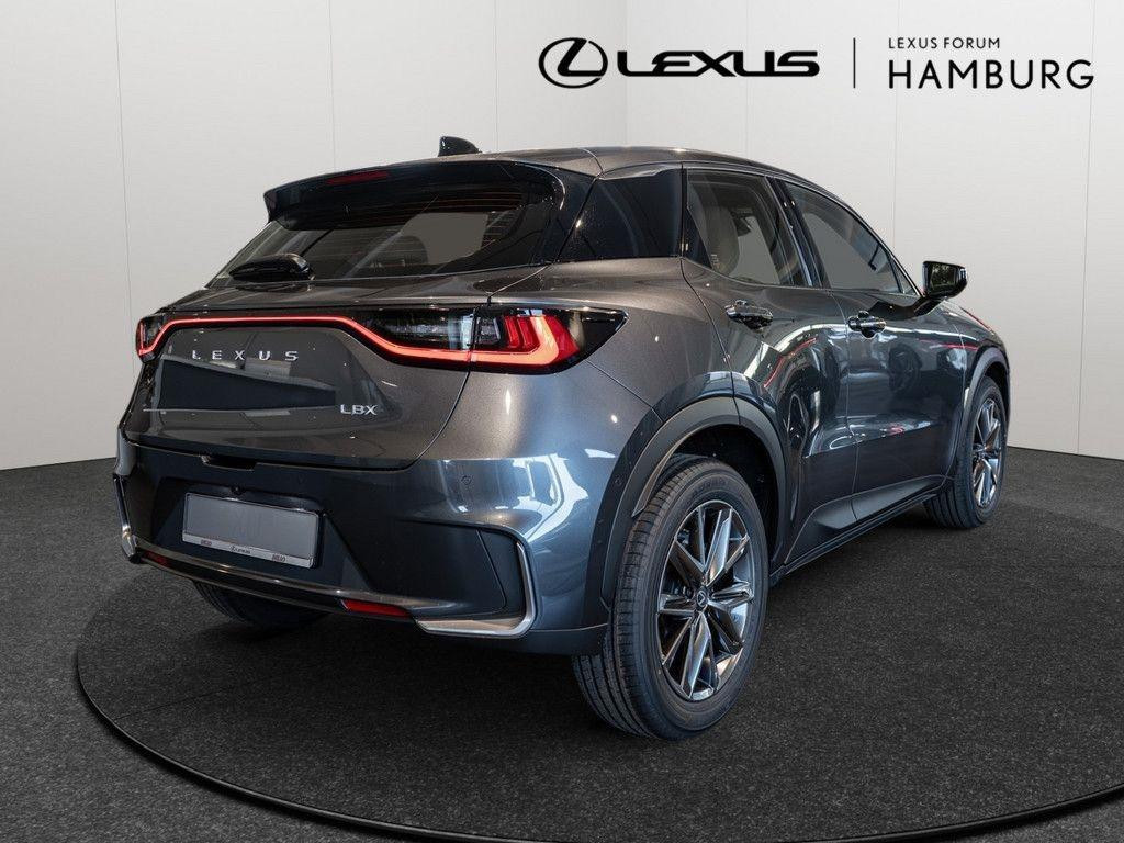 Lexus LBX