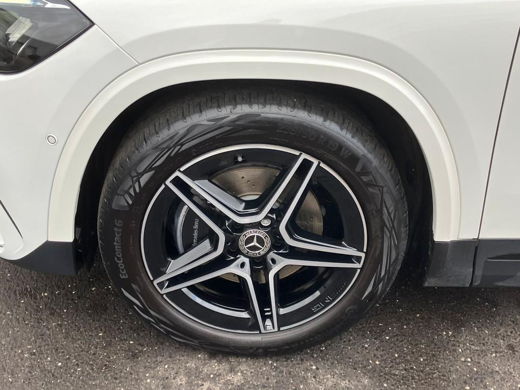 Mercedes-Benz GLA-Klasse GLA 180 AMG Line