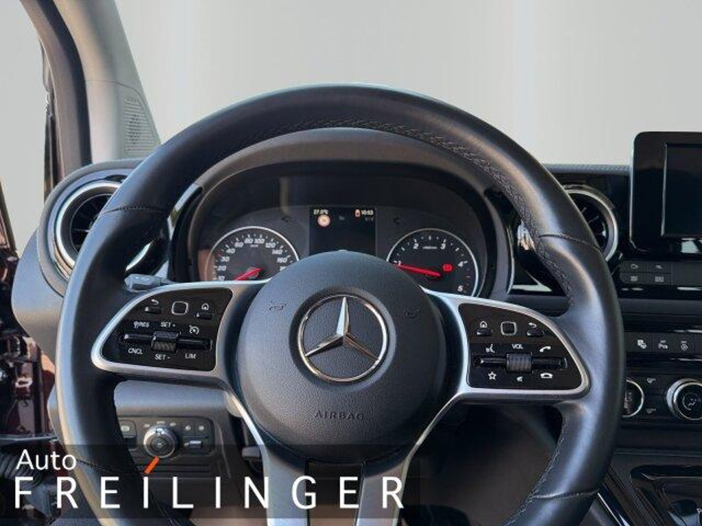 Mercedes-Benz T 180