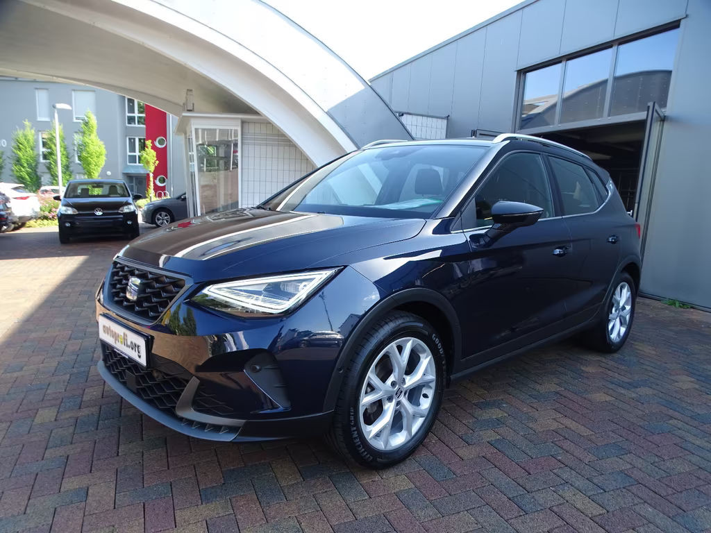 Seat Arona 1,0 TSI " ACC/SHZ/RFK/LED/NAVI"