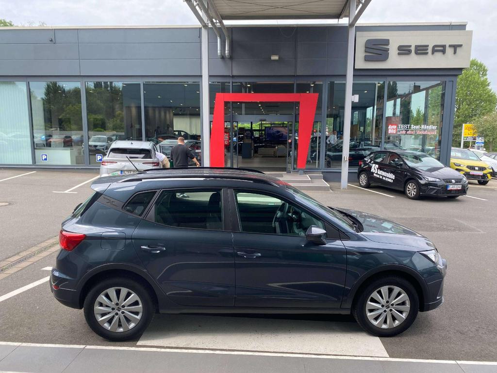 Seat Arona