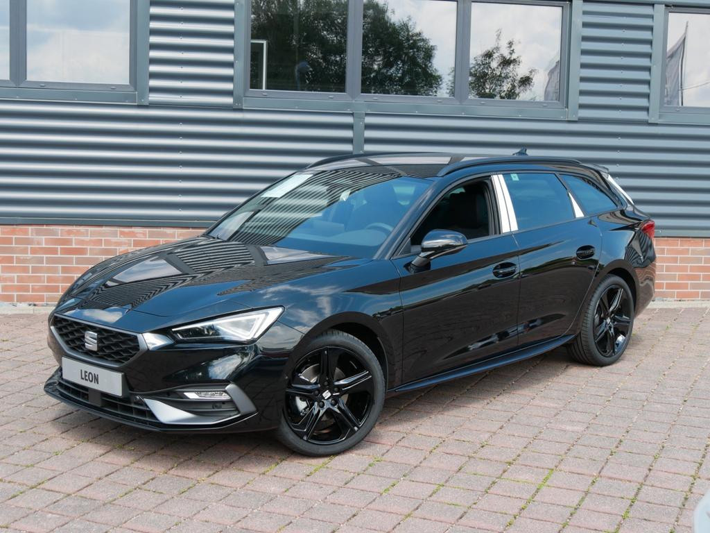 Seat Leon FR-lijn Black Sportstourer 1.5 eTSI