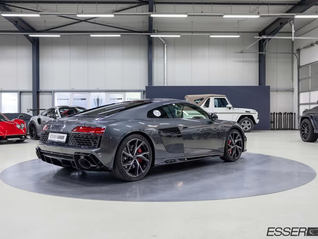 Audi R8