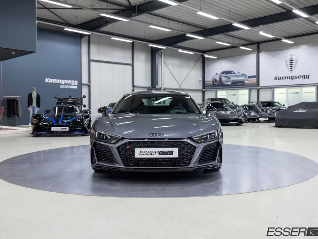 Audi R8